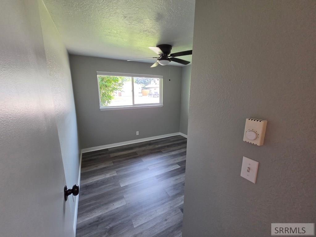 1880 Carmel Drive Property Photo 28