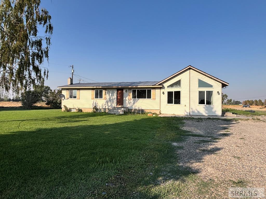 323 N 400 W Property Photo 1