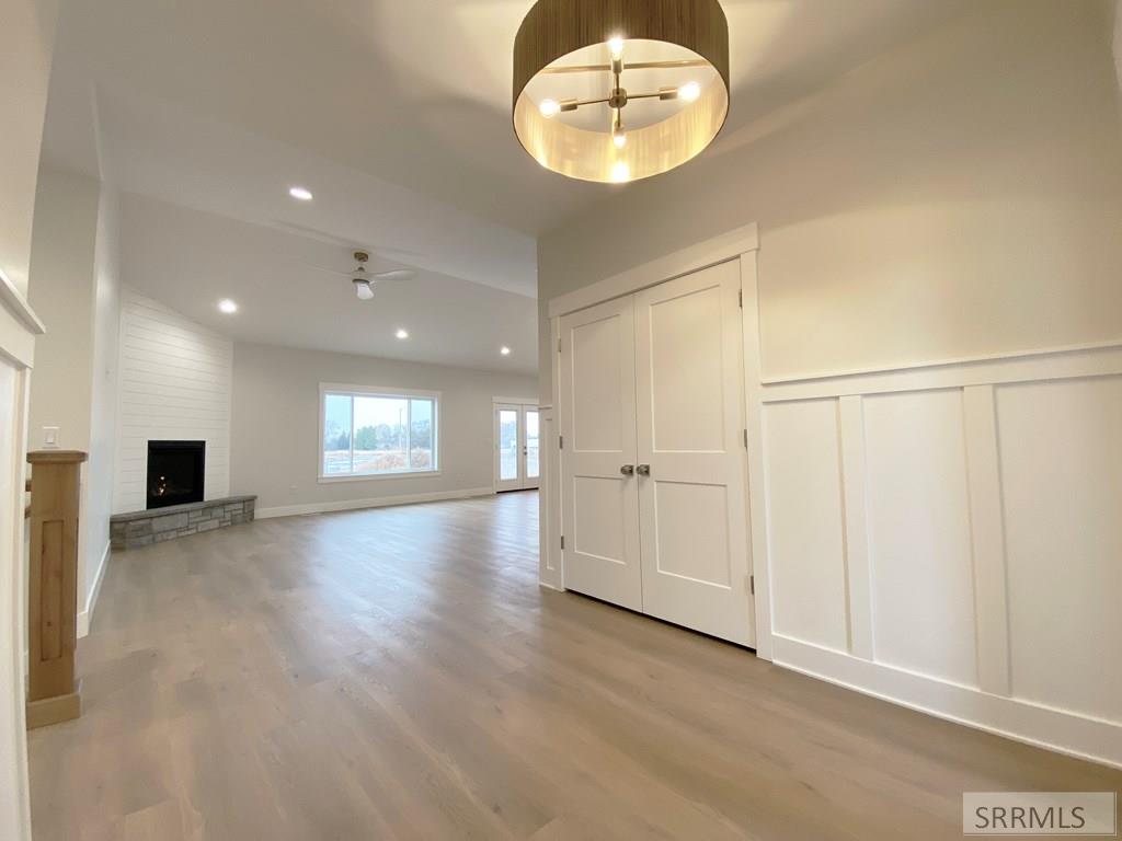 3457 Greenwillow Drive Property Photo 6