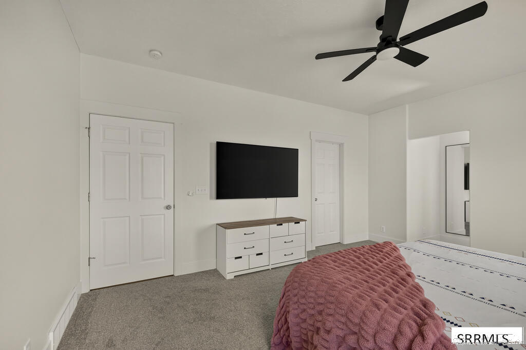 2140 E 200 N Property Photo 13
