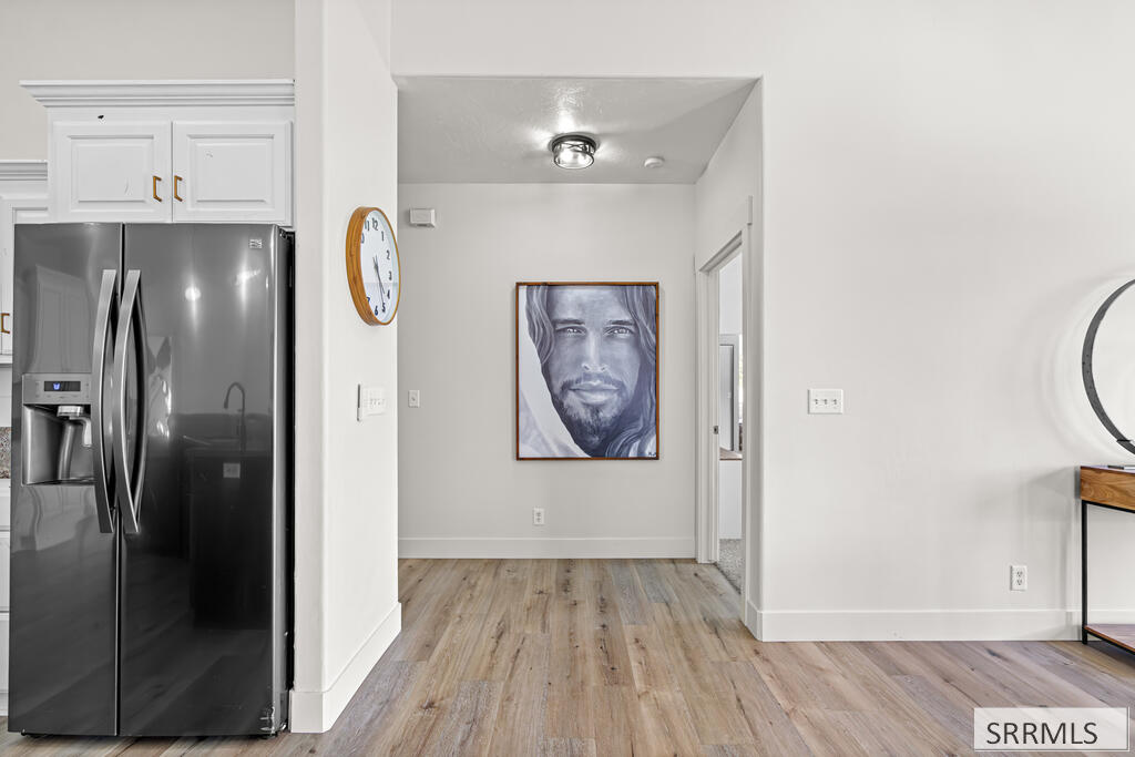 2140 E 200 N Property Photo 19