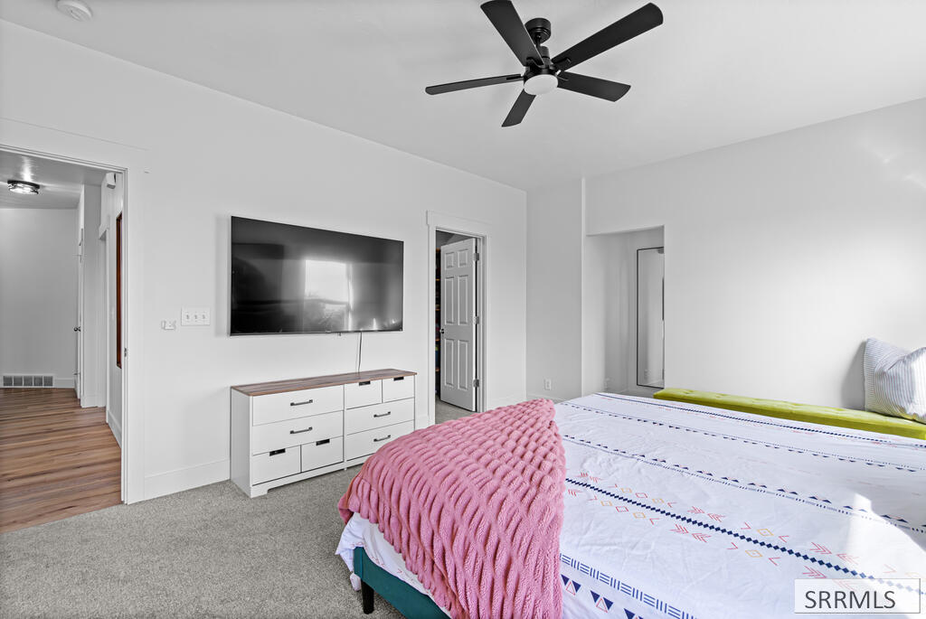 2140 E 200 N Property Photo 21