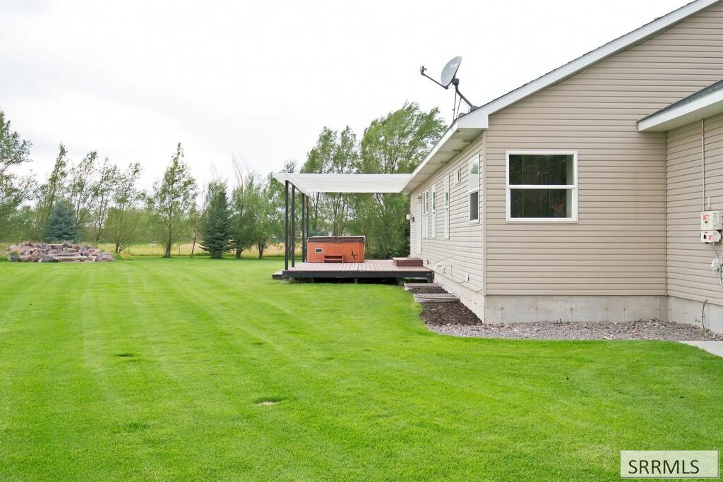 2140 E 200 N Property Photo 75