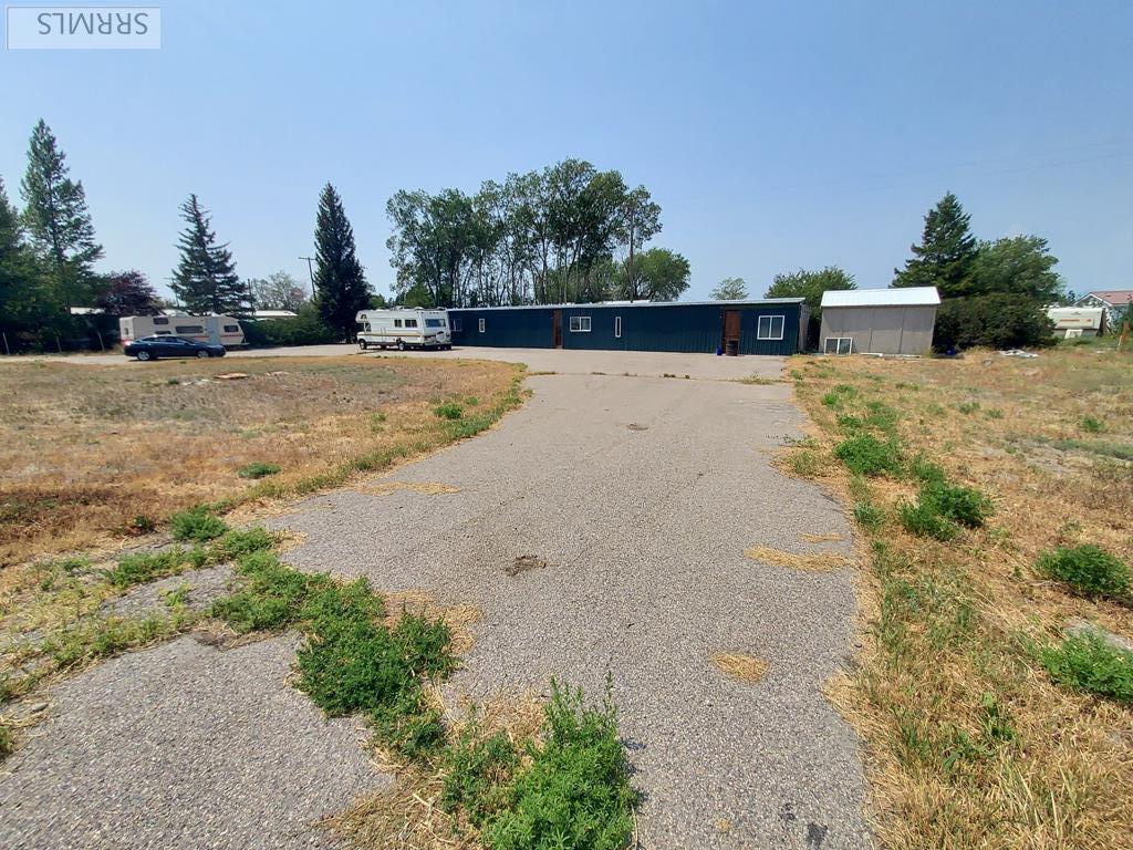 766 W Grand Avenue Property Photo 2