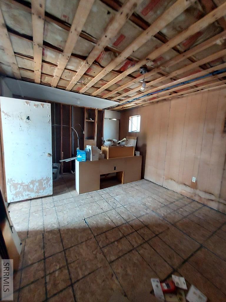 766 W Grand Avenue Property Photo 16