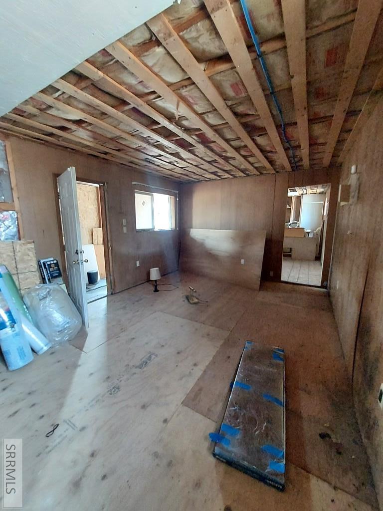 766 W Grand Avenue Property Photo 18