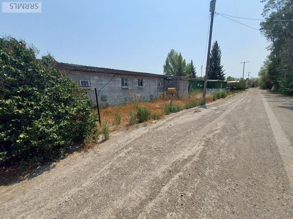766 W Grand Avenue Property Photo 26
