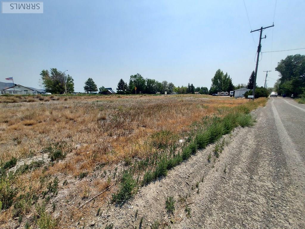766 W Grand Avenue Property Photo 27