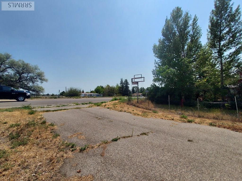 766 W Grand Avenue Property Photo 31