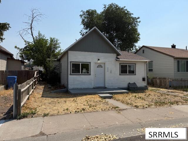 220 Randolph Ave Property Photo 1