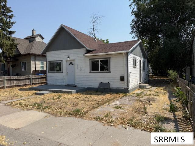 220 Randolph Ave Property Photo 2