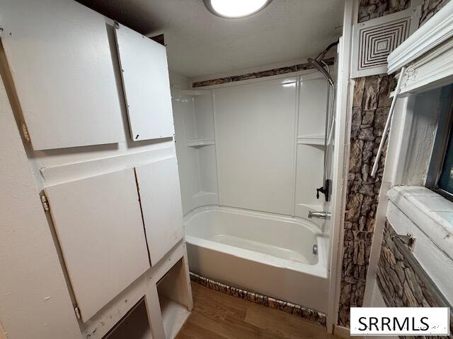 220 Randolph Ave Property Photo 13