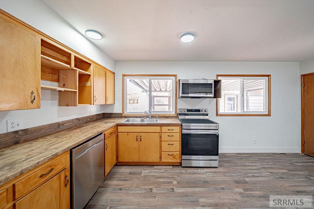 556 Westhill Avenue Property Photo 11