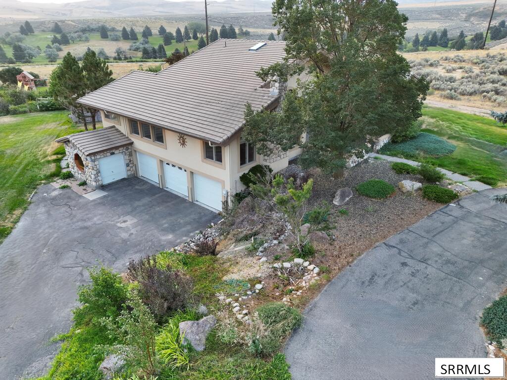 12081 S Country Club Drive Property Photo 3