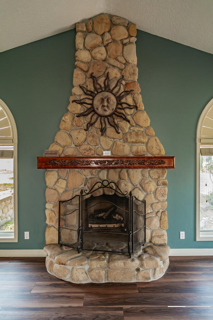 12081 S Country Club Drive Property Photo 11
