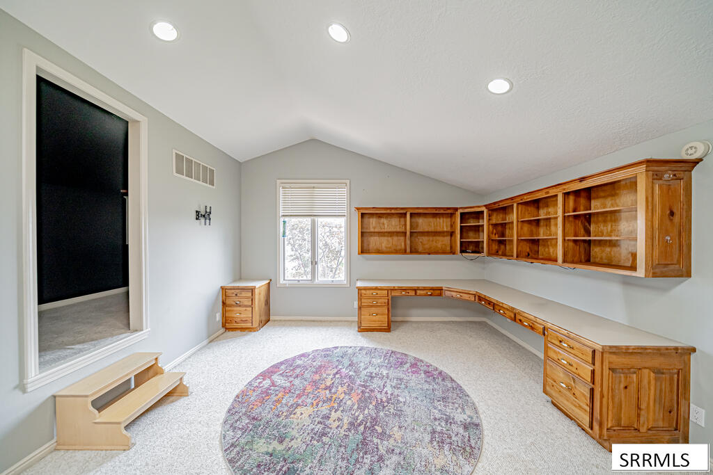 12081 S Country Club Drive Property Photo 22
