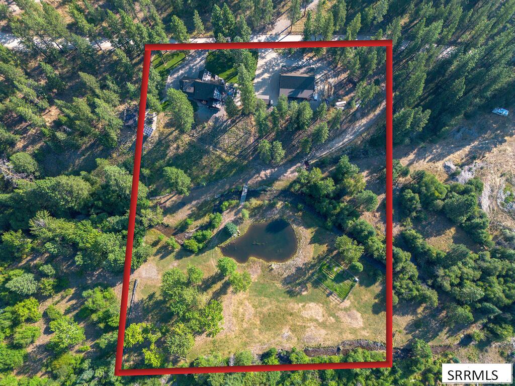 186 Hughes Creek Road Property Photo 3