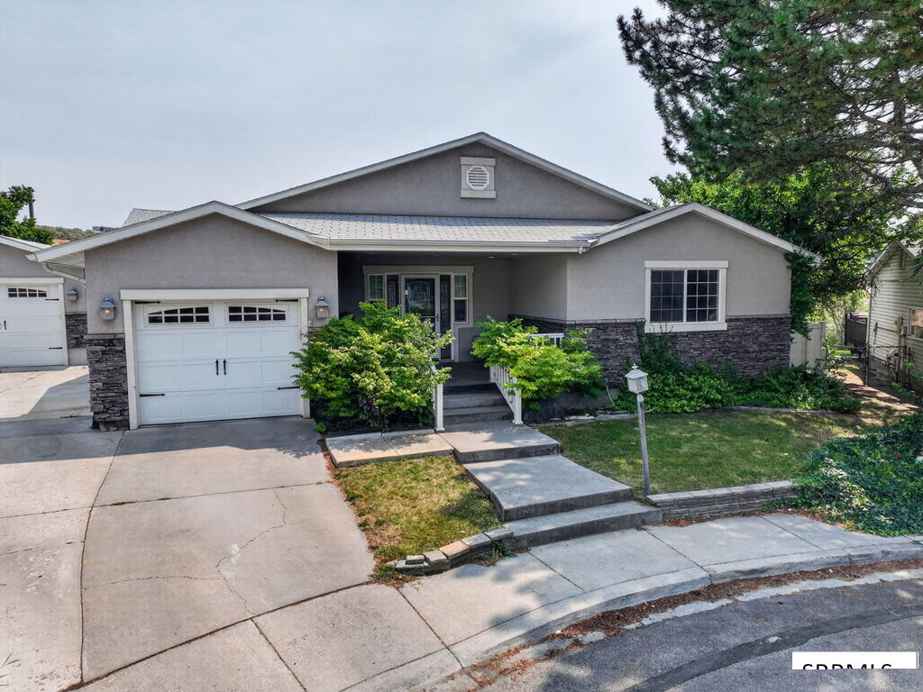 1015 Park Lane Property Photo 29