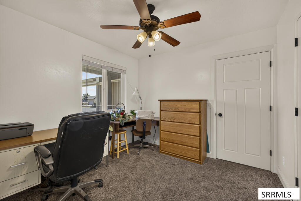 127 N 4010 E Property Photo 13