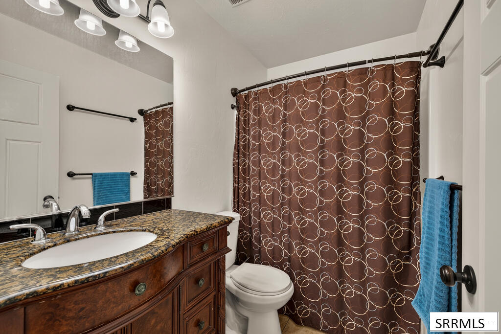 127 N 4010 E Property Photo 15