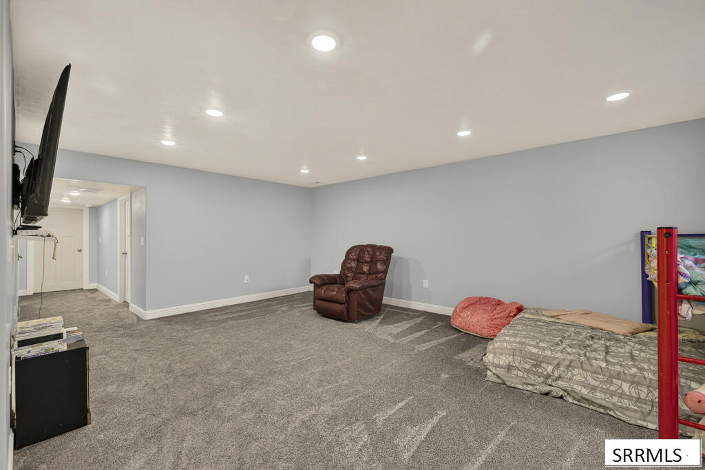 127 N 4010 E Property Photo 16