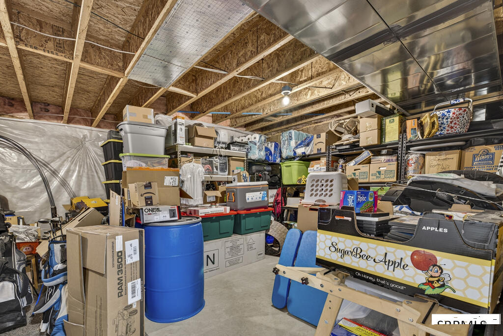 127 N 4010 E Property Photo 22