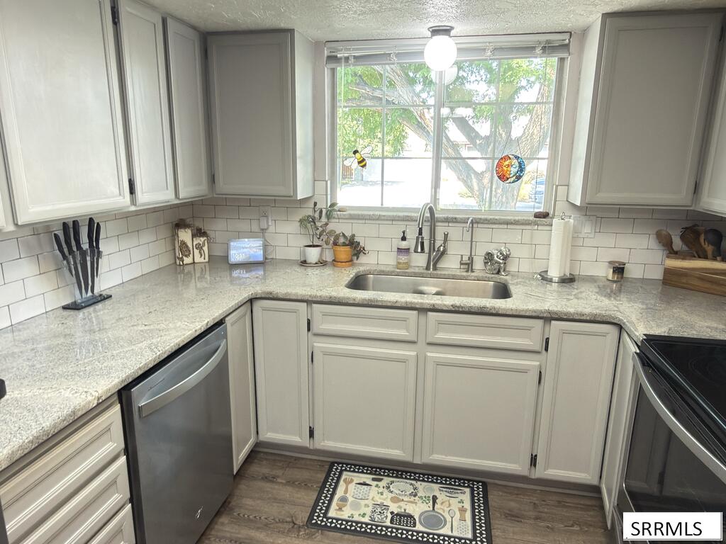 4818 Freedom Avenue Property Photo 8