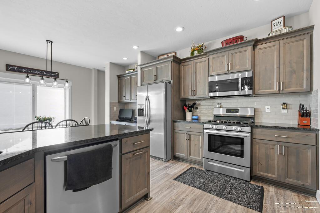 579 Periska Way Property Photo 16