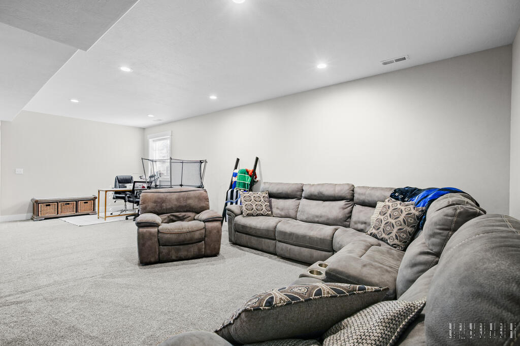 579 Periska Way Property Photo 34