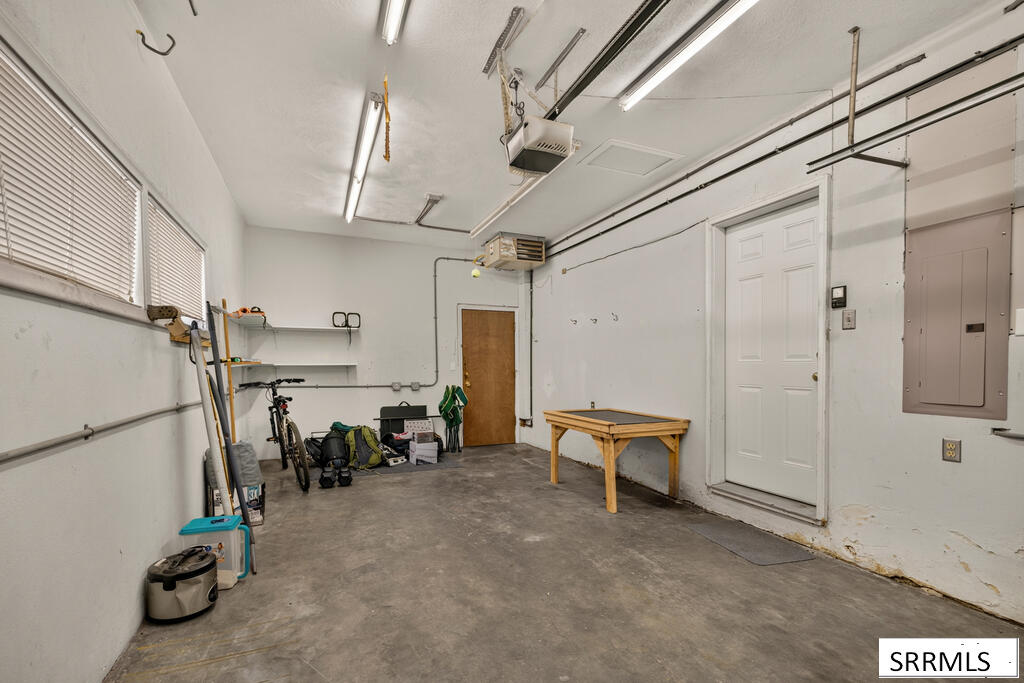 763 Grace Avenue Property Photo 23