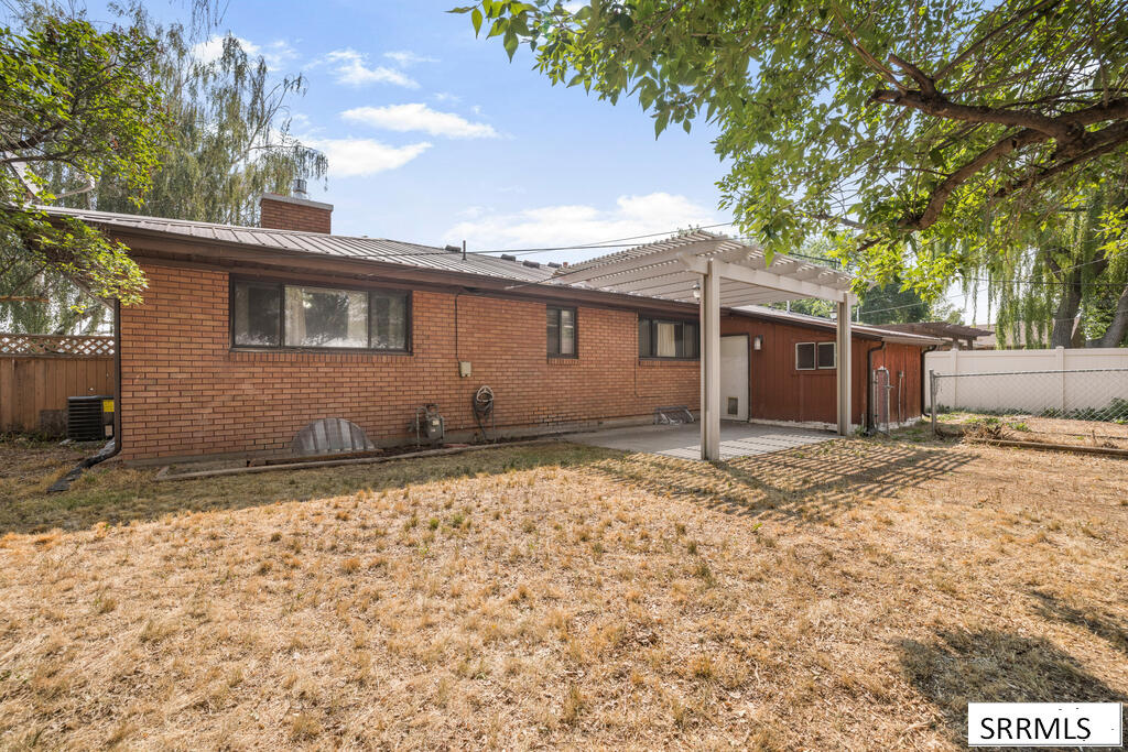 763 Grace Avenue Property Photo 26