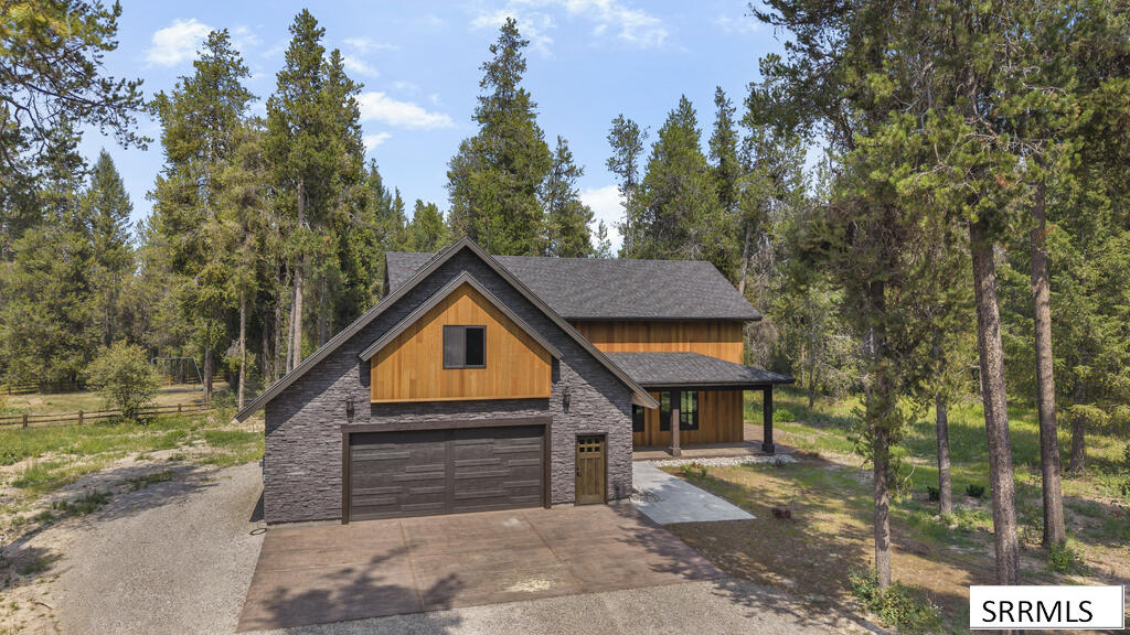 1527 Shadow Run Property Photo 10