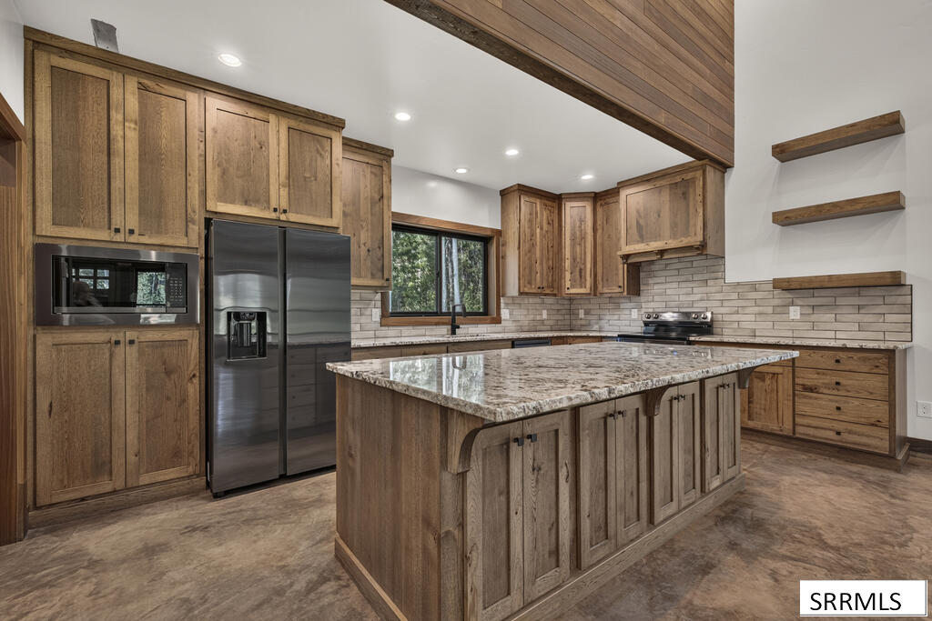 1527 Shadow Run Property Photo 16