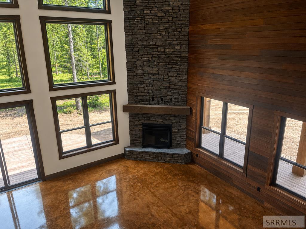 1527 Shadow Run Property Photo 19