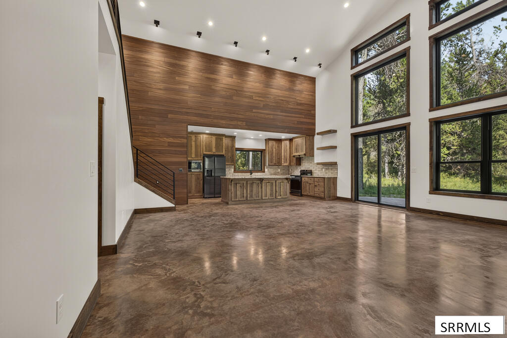 1527 Shadow Run Property Photo 20