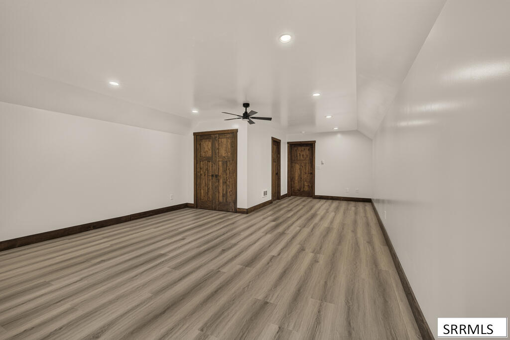 1527 Shadow Run Property Photo 36