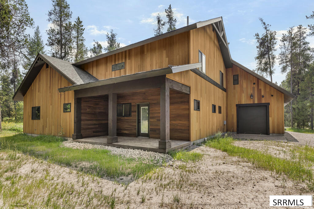 1527 Shadow Run Property Photo 43