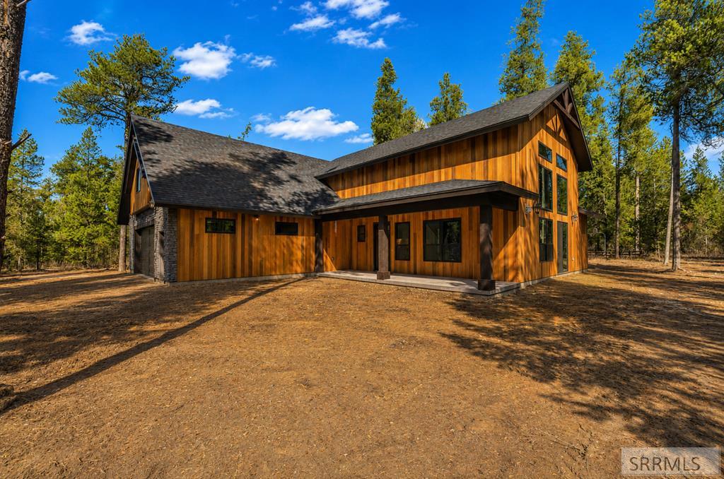1527 Shadow Run Property Photo 48