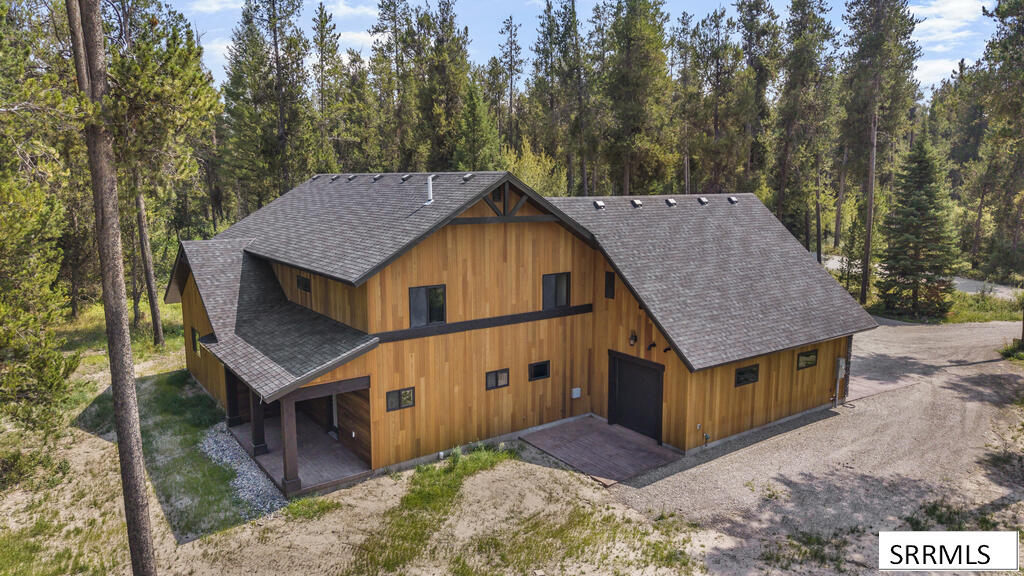 1527 Shadow Run Property Photo 49