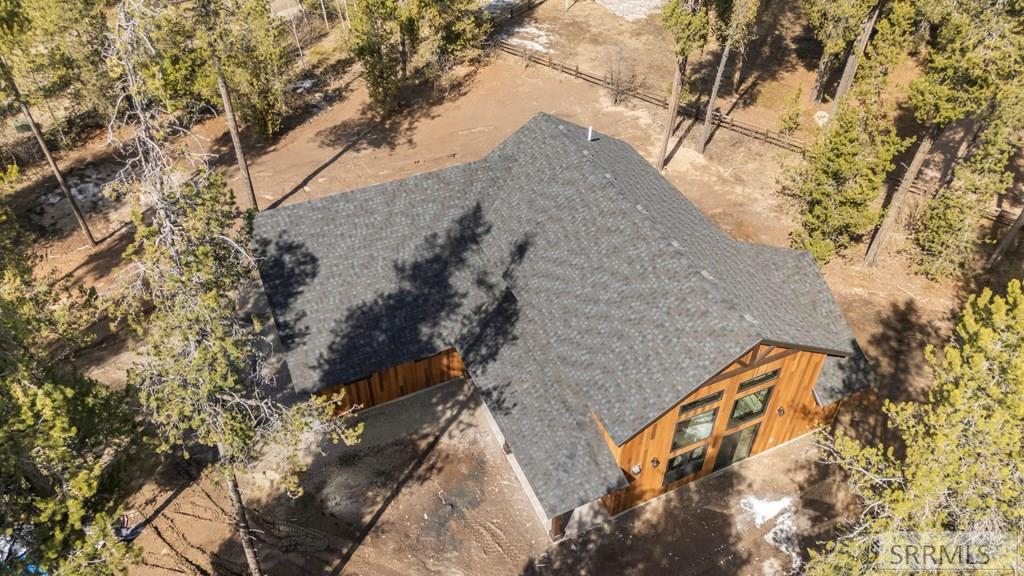 1527 Shadow Run Property Photo 52
