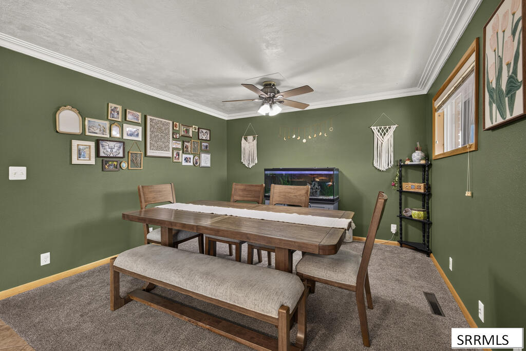 631 Holley Street Property Photo 11