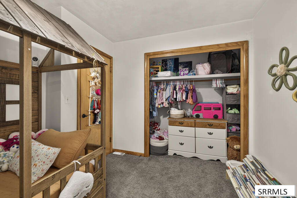631 Holley Street Property Photo 19