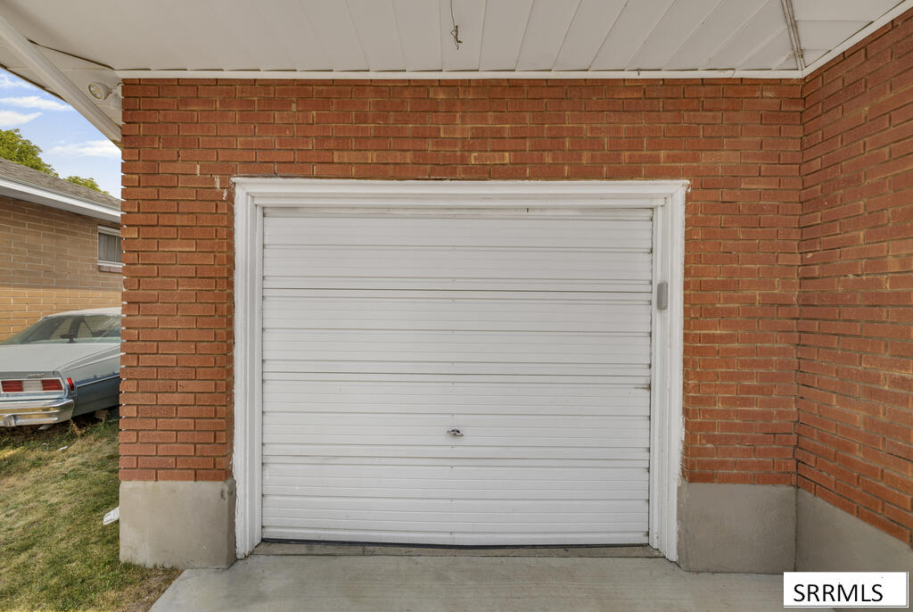 631 Holley Street Property Photo 45