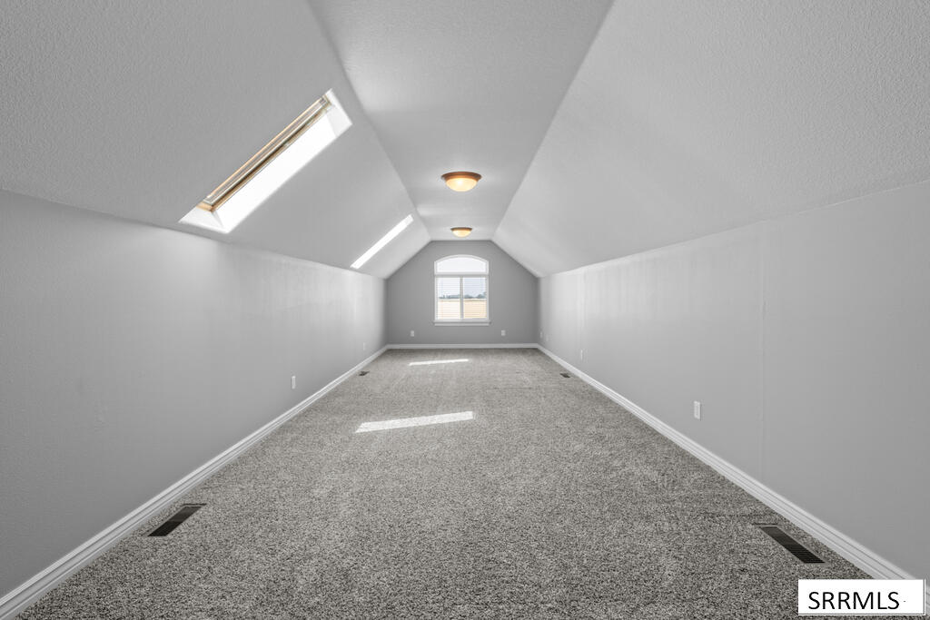 1033 N 1200 E Property Photo 31