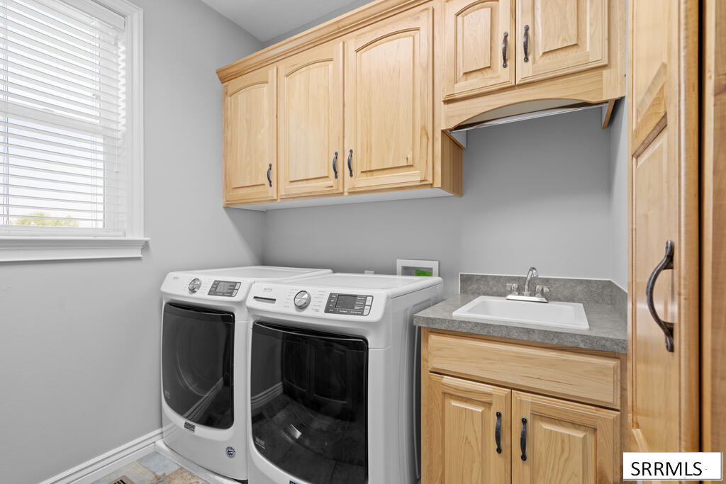 1033 N 1200 E Property Photo 36