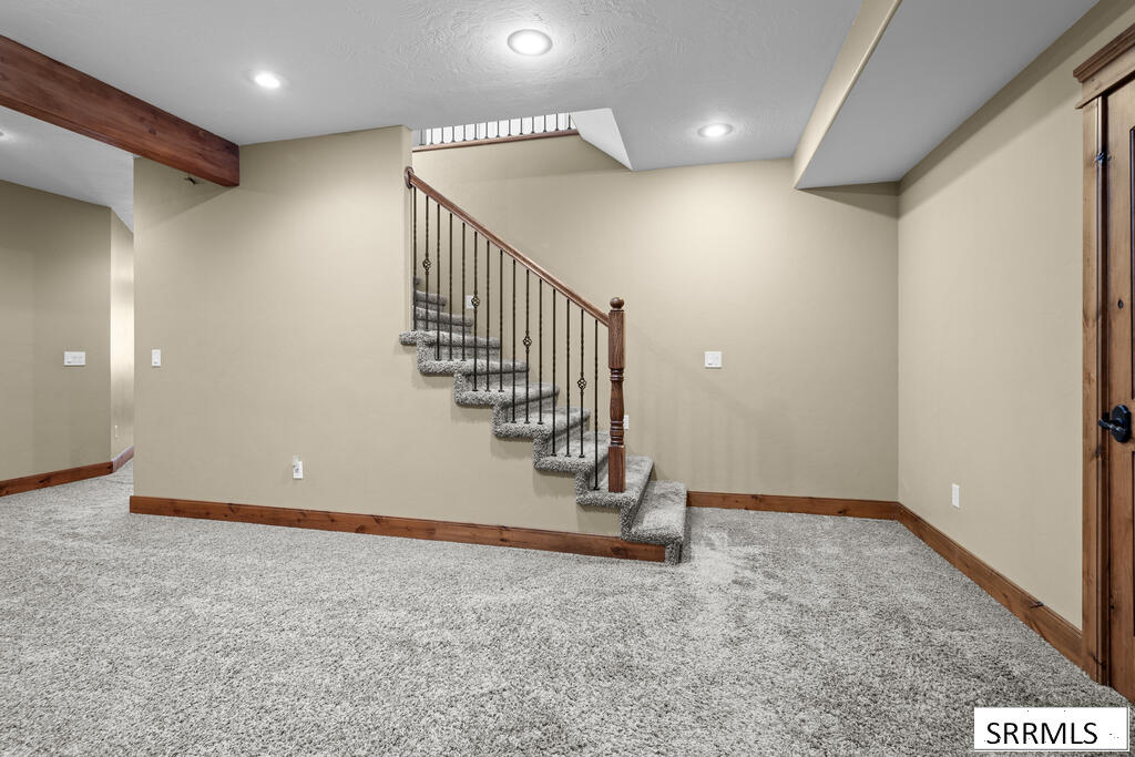 1033 N 1200 E Property Photo 38