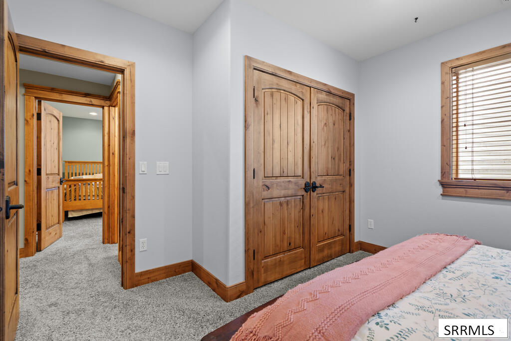 1033 N 1200 E Property Photo 44