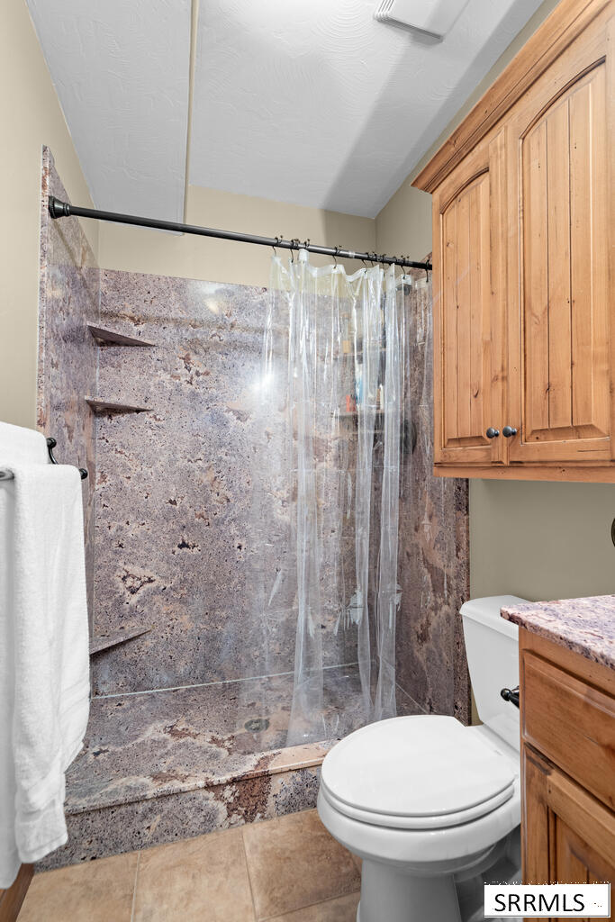 1033 N 1200 E Property Photo 46