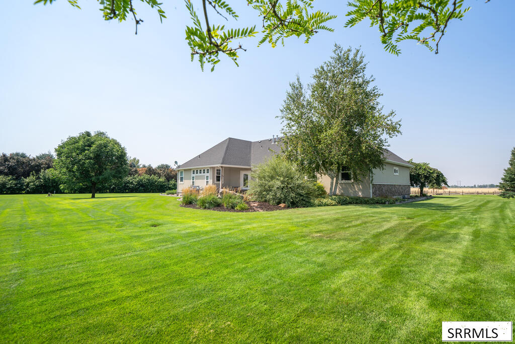1033 N 1200 E Property Photo 52