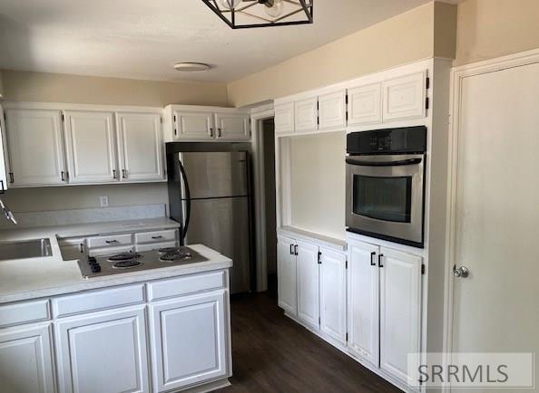 700 Robins Avenue Property Photo 2